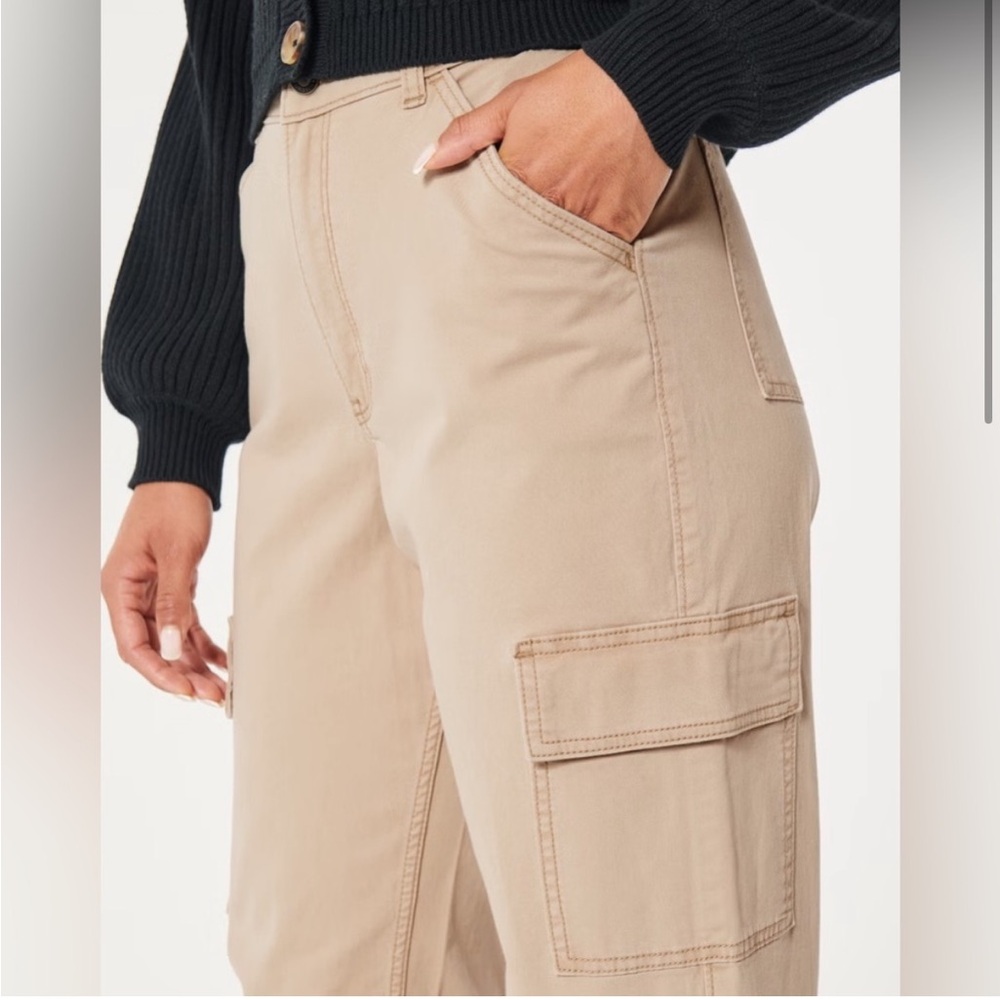Hollister High Rise Utility Dad Pants‎ - Picture 2 of 11